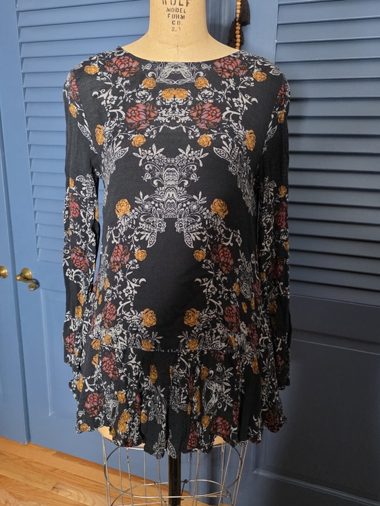 Free People Dresses & Skirts - Free People Smooth Talker Tunic Mini Dress Raven Black Floral Size S Open Back